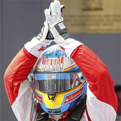 Impecable Webber, inesperado Alonso