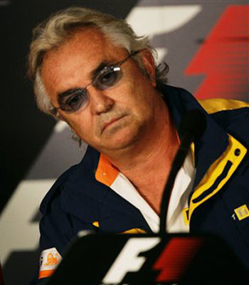 Briatore y Symonds abandonan Renault