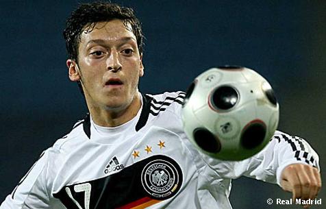 Mesut Özil, nuevo jugador del Real Madrid