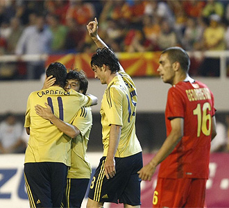 Macedonia 2 - 3 España