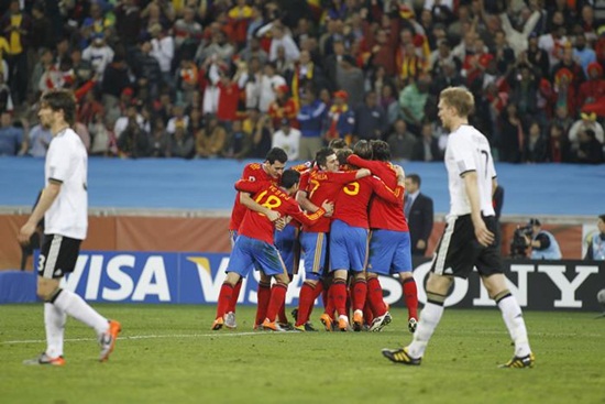 España pasa a la final