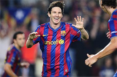 Un gran Leo Messi y un árbitro amable
