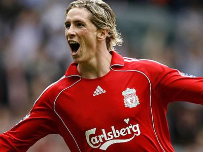 Fernando Torres firma su ampliación de contrato hasta 2014