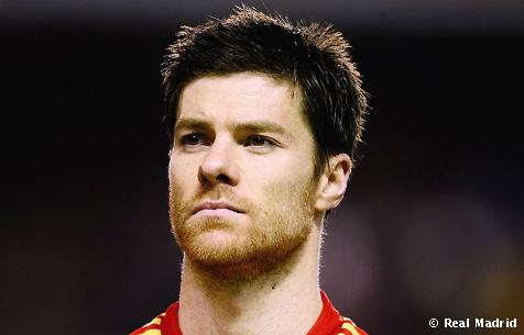 Xavi Alonso FICHADO