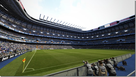 PES2013: DLC con 20 Estadios Españoles