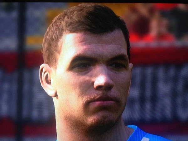 caras pes 2015