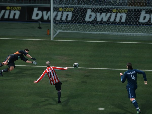 pes2010 2010-05-27 22-40-54-92.jpg