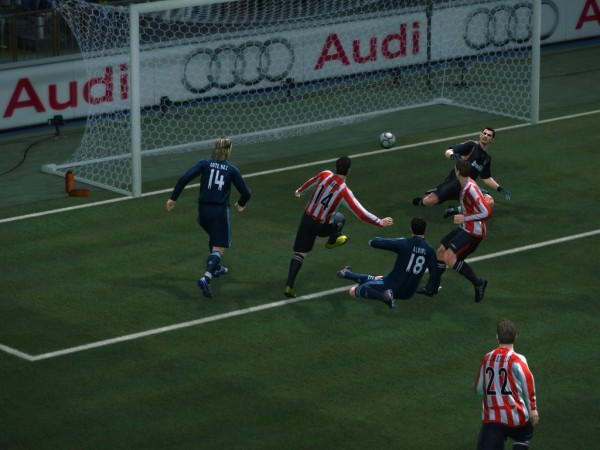 pes2010 2010-05-27 22-49-44-33.jpg