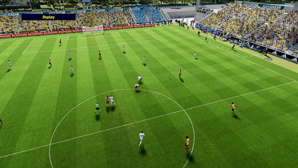 cesped efootball 2025