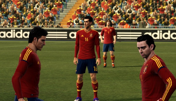 equipacion españa 2012 para pes2012