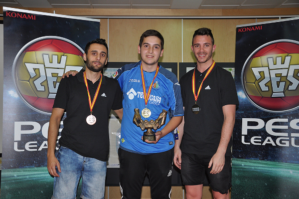 PES 2015: Alejandro Alguacil es el gran vencedor de la final Pes Liga 2015