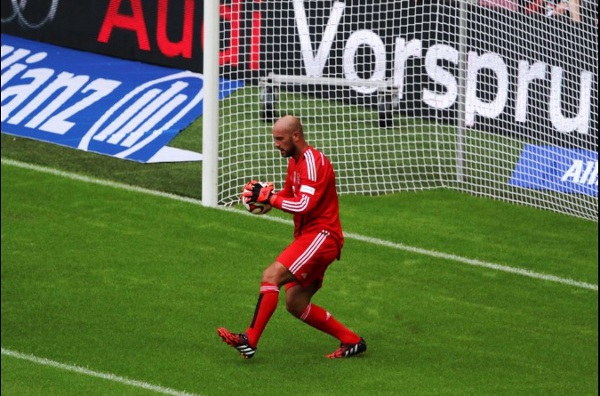 PES 2015: Los guantes de portero dejarán de ser genéricos