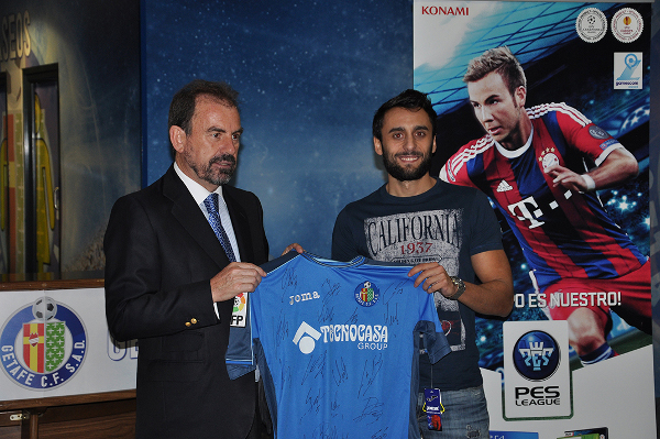 PES 2015: Presentación en el Coliseum Alfonso Pérez de Getafe