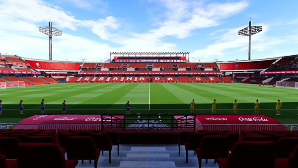 estadios pes 2021